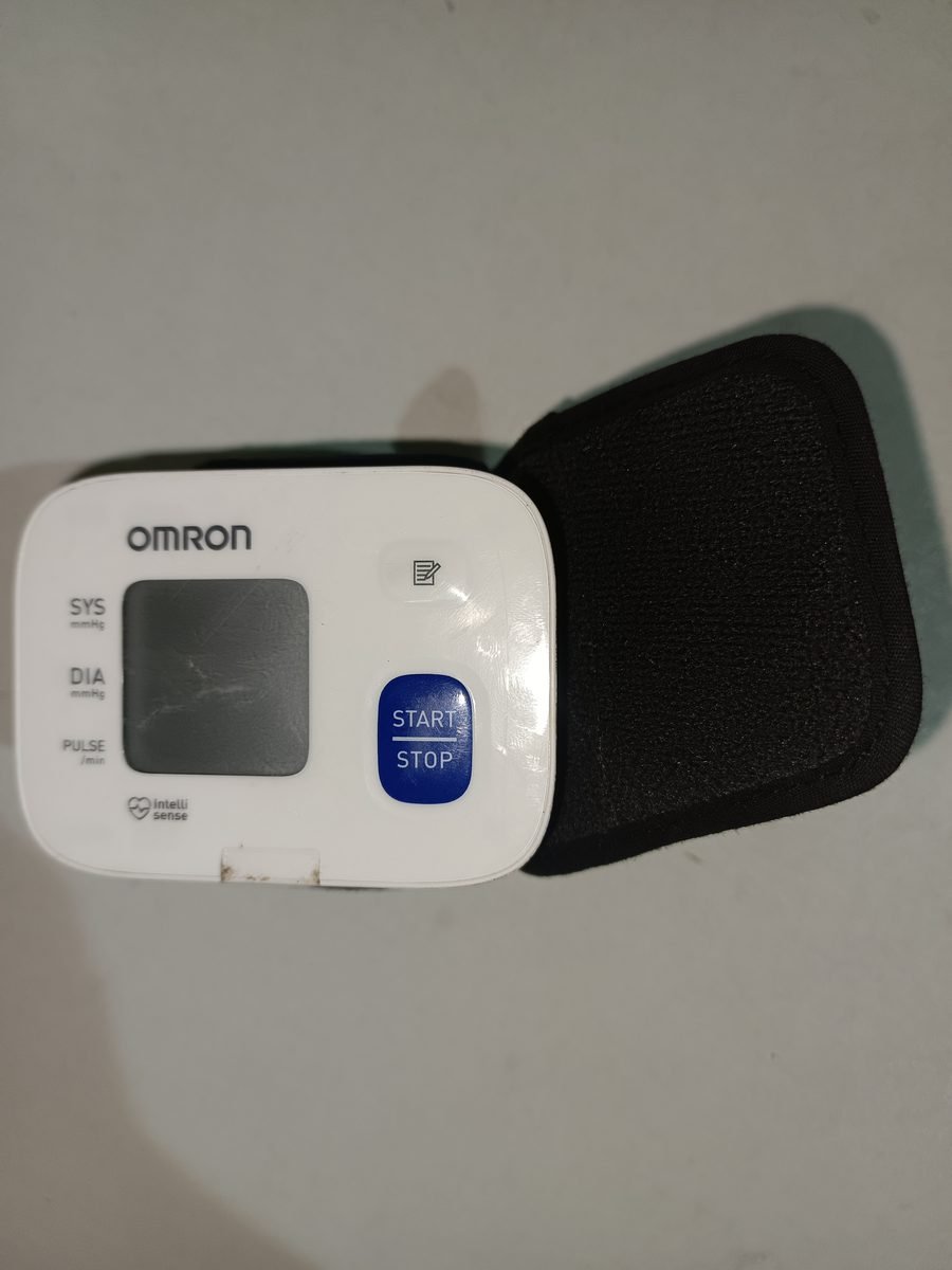 Wrist blood pressure monitor